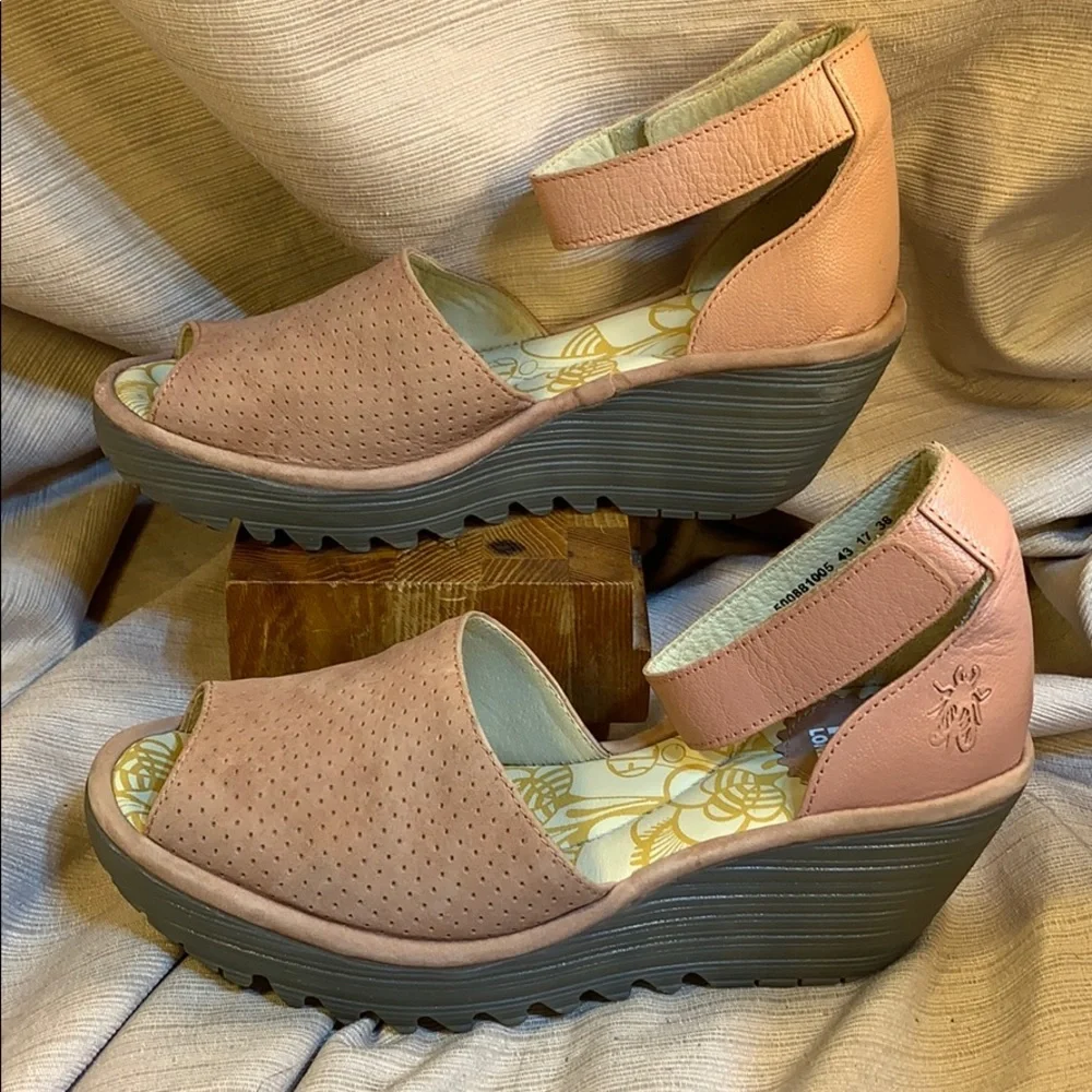 FLY London almost NEW, worn once, leather peep toe
